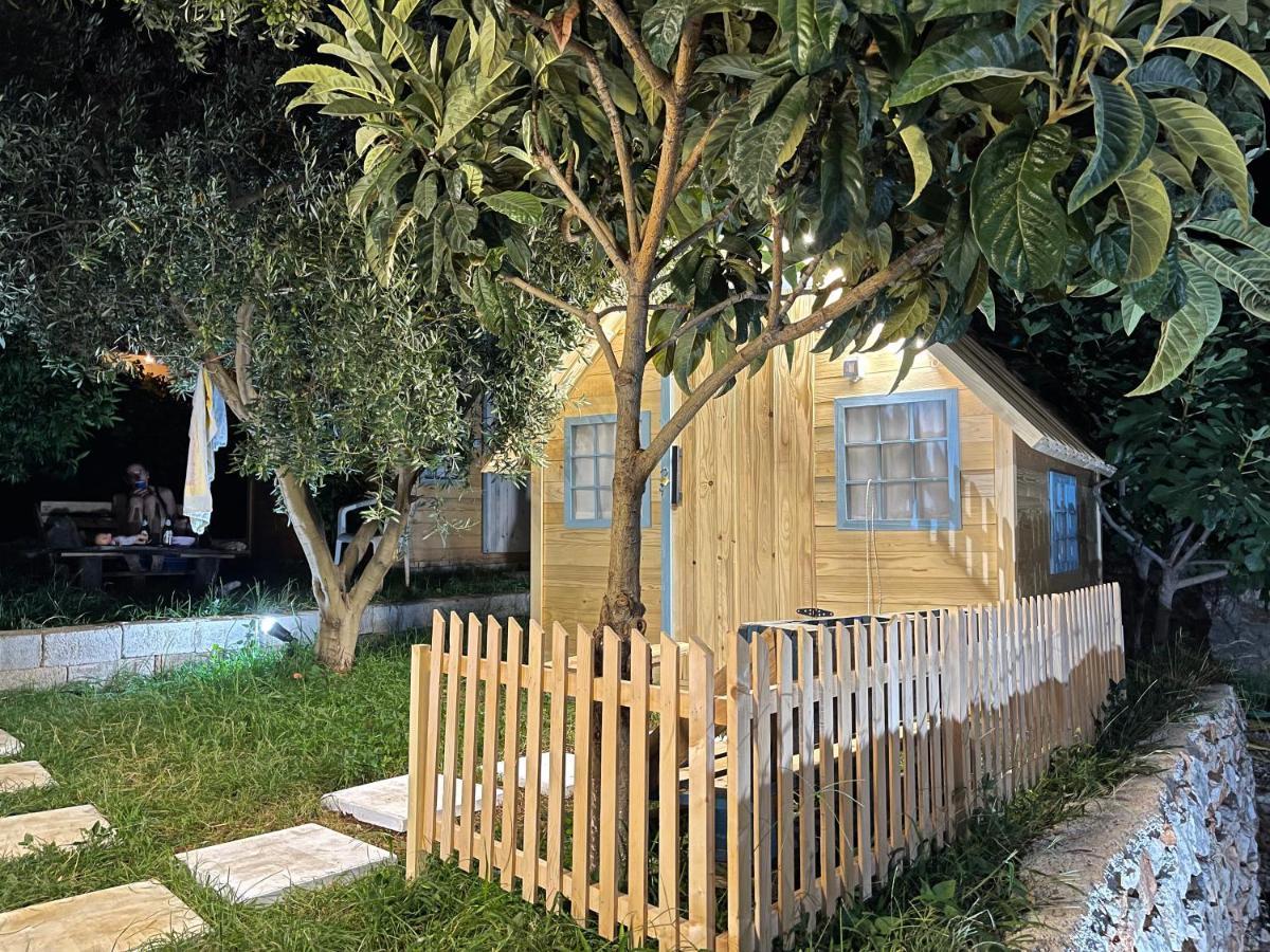 Camping Albania-Secret Village Den Sarande Exterior photo